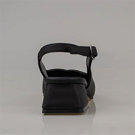 Trend Adımlar Siyah Satin Glow Kadın Sivri Burun Arkası Açık Ayakkabı