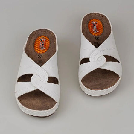 Trend Adımlar Beyaz Kadın Hafif Dolgu Jelli Terlik 09-098