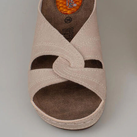 Trend Adımlar Krem Kadın Hafif Dolgu Jelli Terlik 09-098