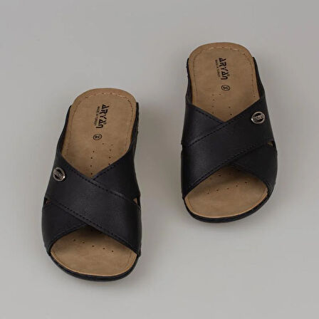 Trend Adımlar Siyah Kadın Düz Çapraz Şerit Terlik 08-086