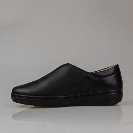 Trend Adımlar Siyah Hakiki Deri Kadın Lastikli Comfort Ayakkabı