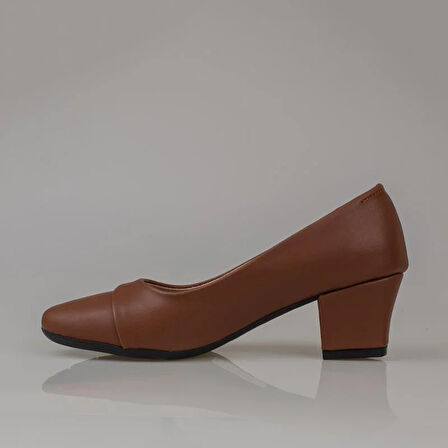 Trend Adımlar Taba Kesik Burun Özel Üretim Kadın Klasik Ayakkabı