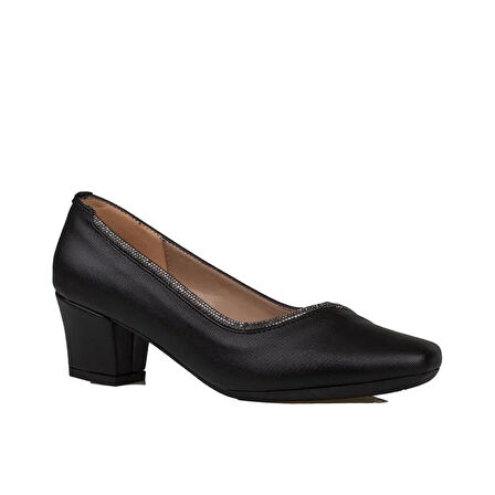 Trend Adımlar Siyah Taş İşlemeli Kadın Klasik Ayakkabı