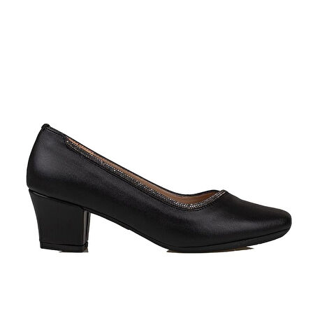 Trend Adımlar Siyah Taş İşlemeli Kadın Klasik Ayakkabı