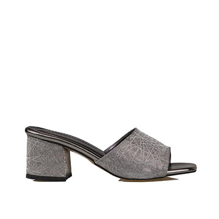 Trend Adımlar Platin Saten Parlak Çizgili Kadın Klasik Terlik