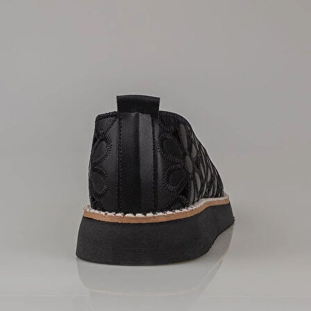 Trend Adımlar Siyah Hasır Burunlu Kadın Delikli Yazlık Babet