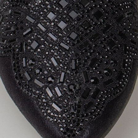 Trend Adımlar Siyah Dik Taş İşlemeli Kadın Babet