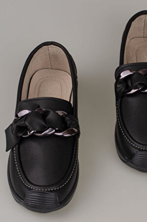 Trend Adımlar Siyah Fiyonk Detaylı Kadın Loafer Ayakkabı