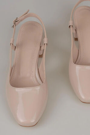 Trend Adımlar Krem Rugan Kadın Arkası Açık Klasik Ayakkabı