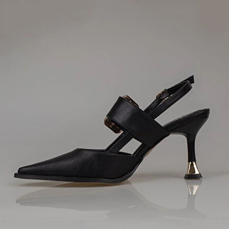 Trend Adımlar Siyah Suni Deri Kemerli Kadın Klasik Ayakkabı