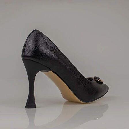 Trend Adımlar Siyah Kadın Suni Deri Tokalı Stiletto