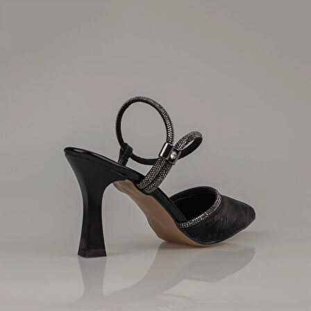 Trend Adımlar Siyah Bilekten Tutmalı Londor Saten Klasik Ayakkabı