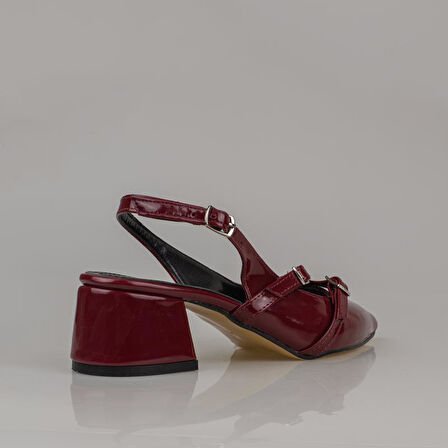 Trend Adımlar Bordo Rugan Çift Toka Arkası Açık Kadın Klasik Ayakkabı