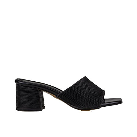 Trend Adımlar Siyah Saten Parlak Çizgili Kadın Klasik Terlik