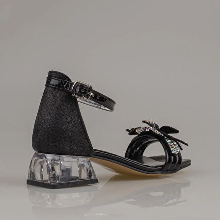 Trend Adımlar Siyah Kısa Topuklu Kemerli Kız Çocuk Klasik Ayakkabı