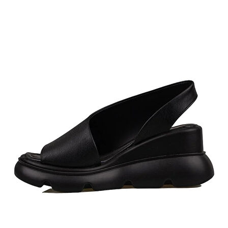 Trend Adımlar Siyah Kalın Taban Ultra Hafif Yan Kapalı Kadın Sandalet