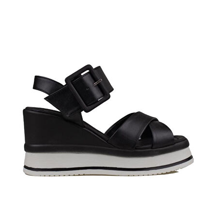 Trend Adımlar Siyah Dolgu Topuk Kemerli Kadın Sandalet