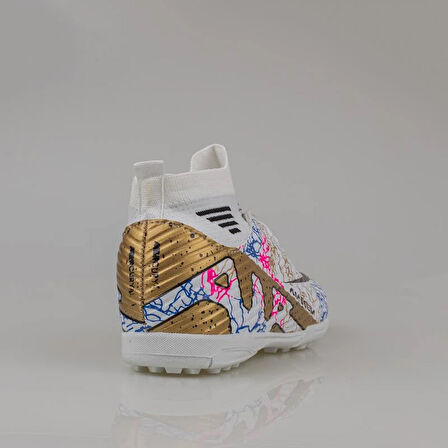 M2S Beyaz Erkek Boğazlı Esnek Halı Saha Ayakkabısı