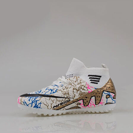 M2S Beyaz Erkek Çocuk Boğazlı Halı Saha Ayakkabısı