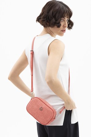 Benetton Nar Çiçeği Kadın Monogram Eskitme Mini Çapraz Çanta BNT 1537