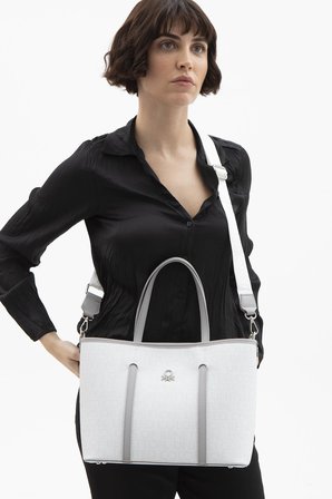 Benetton Beyaz Monogram Eskitme Kadın Kol Çantası BNT 1604
