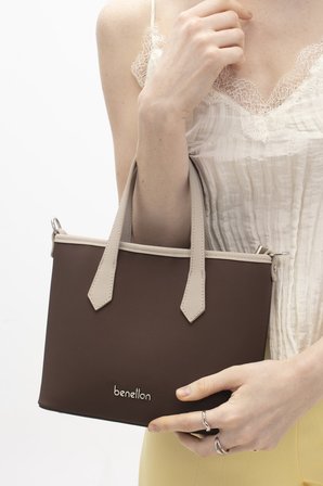Benetton Kahverengi Kadın Nano Orta Boy Kol Çantası BNT 1835