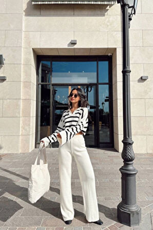 Ekru - Polo Yaka Çizgili Triko Takım