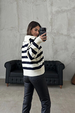 Lacivert - Çizgili Düğmeli Kazak