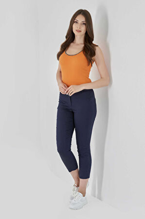 Tolga Saraçoğlu Kadın Dar Paça Kısa Pantolon 30046 Lacivert