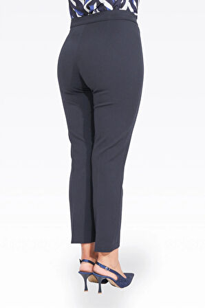 Tolga Saraçoğlu Kadın Dar Paça Bilek Boy Krep Dokulu Pantolon 0083 Lacivert