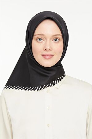 Levidor Siyah Twill Saf İpek Eşarp