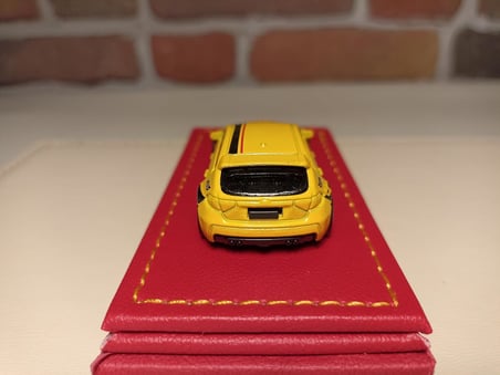 pleksi dergi kutuları,diecast 1/64 ölçek (SARI)