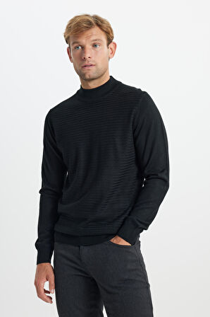 Yünlü Sıcak Tutan Standart Fit Normal Kesim Yarım Balıkçı Yaka Jakarlı Triko Kazak