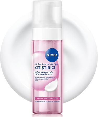 NIVEA Yüz Yıkama Köpüğü Yatıştırıcı 150 ml, Kuru Ciltler, Derinlemesine Yüz Temizleme, Doğal Badem Yağı ile Cilt Bakım