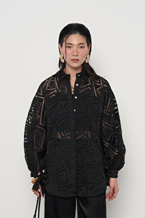 KADIN YARASA KOL SİYAH TRANSPARAN OVERSİZE GÖMLEK