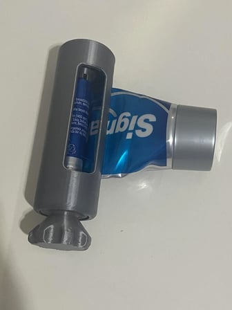 Diş Macunu Sıkacağı