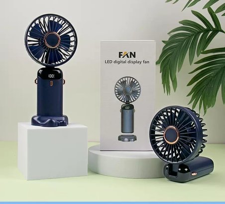 5 Kademeli Şarjlı Mini El Vantilatörü – Dijital Göstergeli, Telefon Tutuculu, Boyun Askılı Taşınabilir Fan (SİYAH)