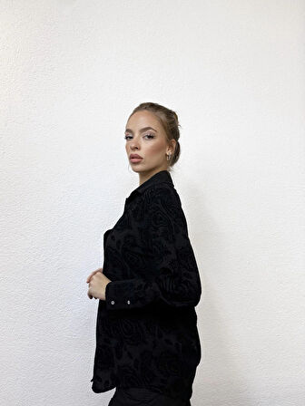 Puf Efektli Siyah Gömlek