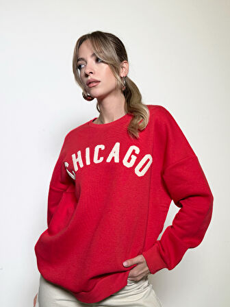 Önü Yazılı Bisiklet Yaka Kırmızı Sweatshirt