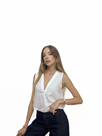 Kolsuz V Yaka Bluz