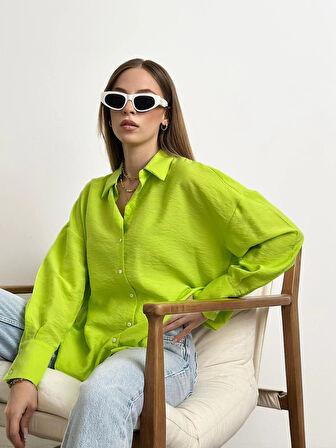 V Yaka Klasik Yeşil Gömlek