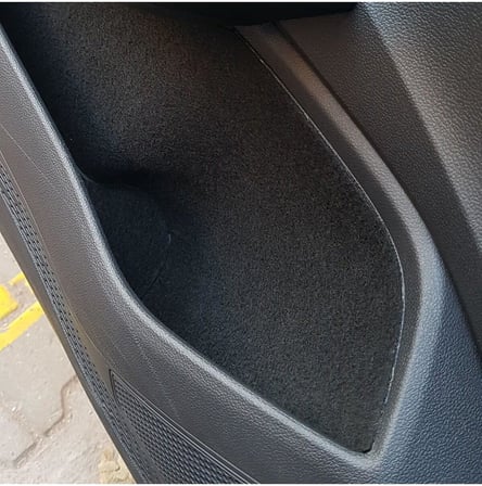 Volkswagen Polo MK6 İçin Uyumlu Konfor Seti̇ Eşya Saklama Cepleri İçin Hazır Kumaş Kaplama Ses Giderici İzolasyon Amaçlı Set (TORPİDO CD ÜNİTESİZ)