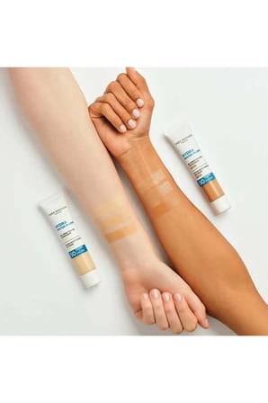 Yüksek Korumalı SPF50 BB Krem Açık Ton Renkli Nemlendirici 40 ml