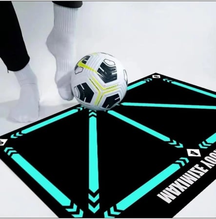 Carmine Carpet(3849) Futbol Eğitim Antrenman Kaymaz Taban Çocuk Oyun Halısı Siyah 60 x 90