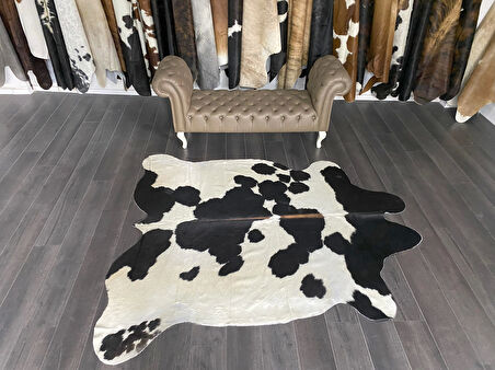 HAKİKİ DERİ DANA POSTU SİYAH - BEYAZ 200 x 220 - 0701000001
