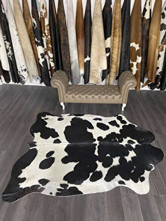 HAKİKİ DERİ DANA POSTU SİYAH - BEYAZ 195 x 235 - 0701000010