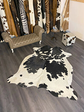 HAKİKİ DERİ DANA POSTU SİYAH - BEYAZ 205 x 230 - 0701000099