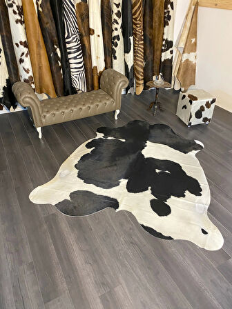 HAKİKİ DERİ DANA POSTU SİYAH - BEYAZ 205 x 230 - 0701000105