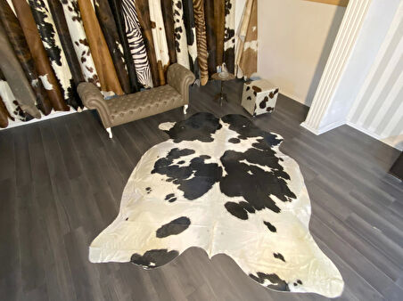 HAKİKİ DERİ DANA POSTU SİYAH - BEYAZ 230 x 280 - 0701000115