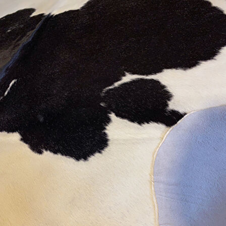 HAKİKİ DERİ DANA POSTU SİYAH - BEYAZ 210 x 235 - 0701000180